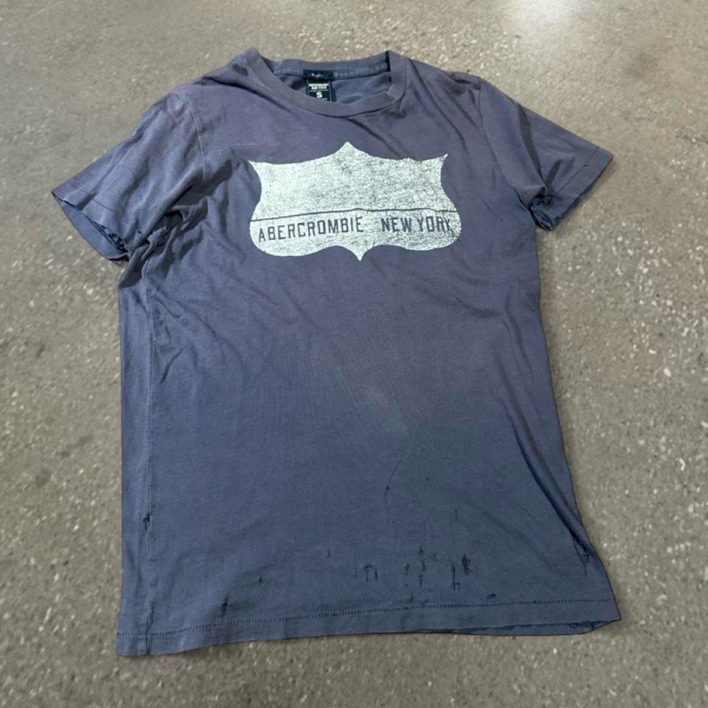Abercrombie & Fitch New York Faded Distressed Grey Muscle Shirt Mens Small